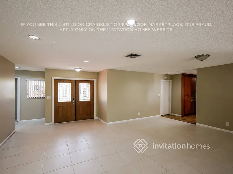 2301 NW 102nd Way — Photo 5