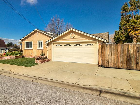 2nd image of 302 N Sunnyvale Ave