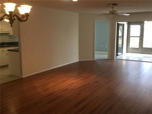 3rd image of 3577 Wilkinson Woods Dr #31