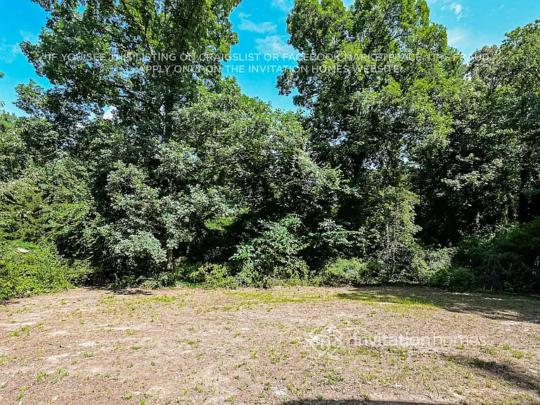 2390 Hinton Rd — Photo 17