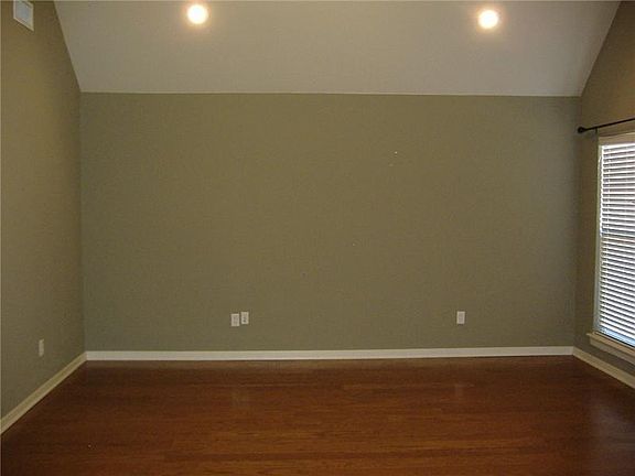 5th image of 3113 SW Stonepoint Ave