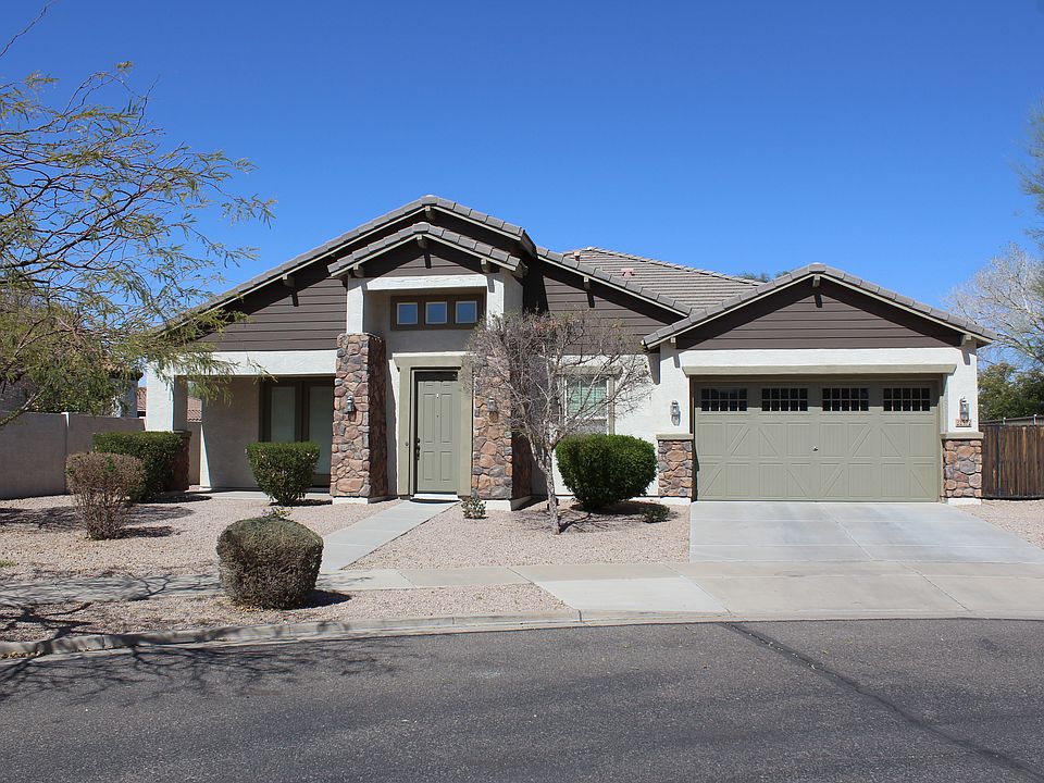 1st image of 22572 E Pecan Ct