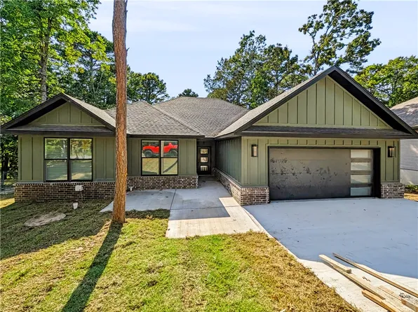12 Radcliffe Dr, Bella Vista, AR 72714
