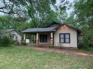 210 Elm St, Nacogdoches, TX 75965
