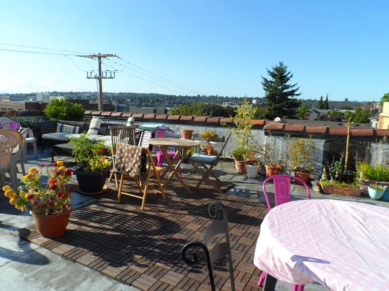 608 E Lynn St #7 — Photo 28