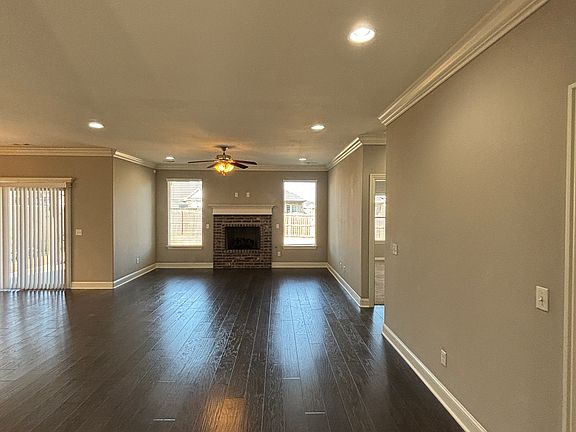 4th image of 4400 SW Eggersway Pl