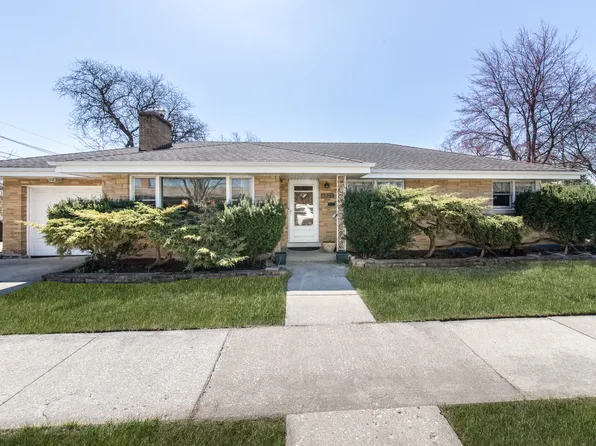 1921 Elm St, Park Ridge, IL 60068