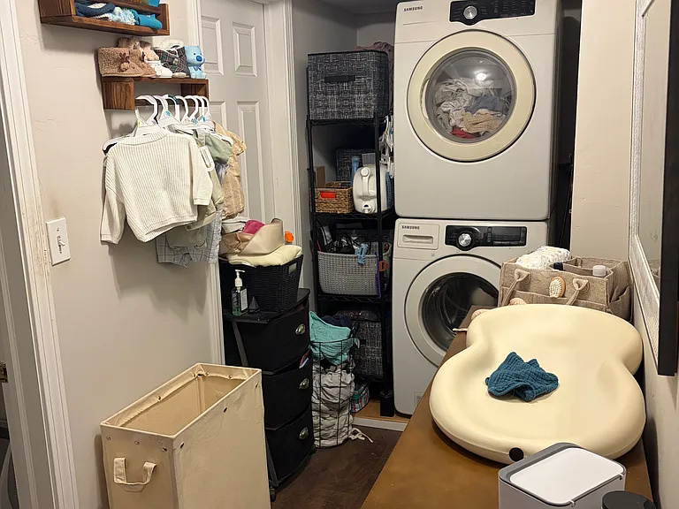 4 Crown Ave #B — Photo 4