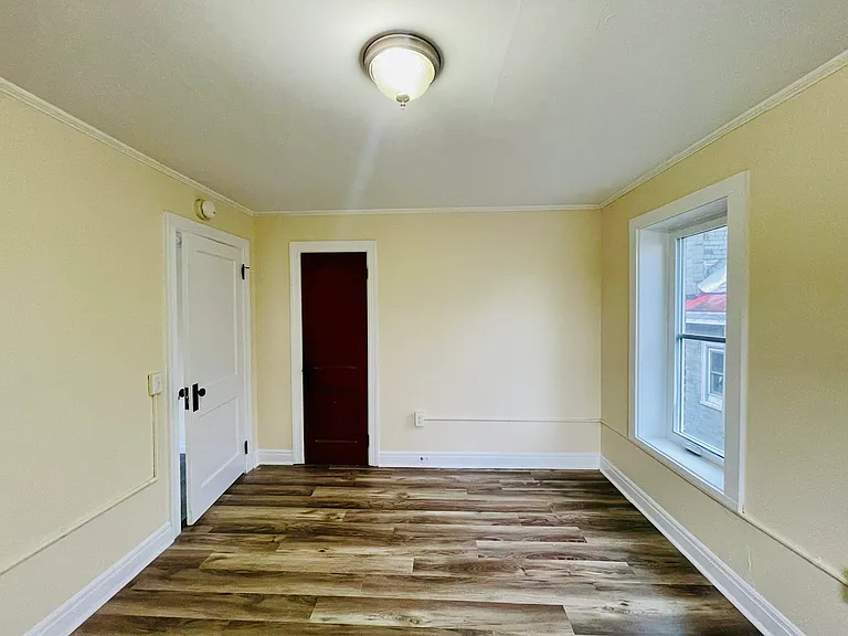 33 Follett St #B — Photo 24