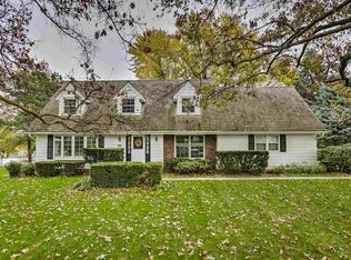 1015 S 117th Cir, Omaha, NE 68154