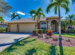 10815 Phoenix Way, Naples, FL 34119