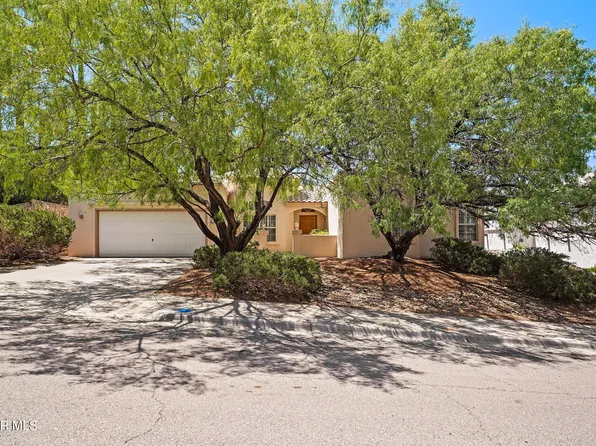 6290 Los Bancos Dr, El Paso, TX 79912