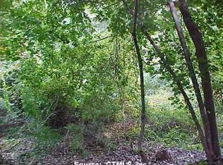 2A Bungay Ct, Seymour, CT 06483