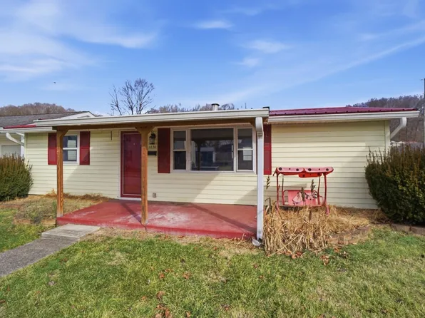 1030 3rd St, Logan, OH 43138