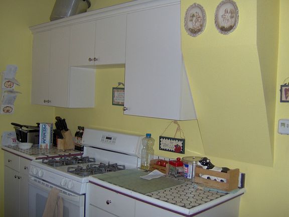5th image of 553 S Westend Pl