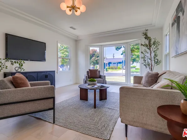 9116 S Wilton Pl, Los Angeles, CA 90047