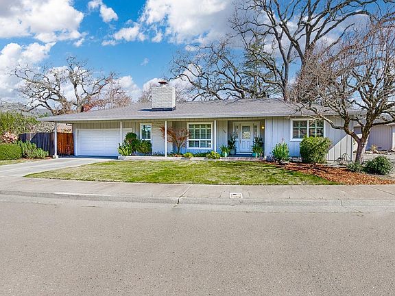 2nd image of 7585 Oak Leaf Drive