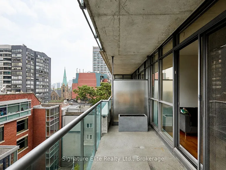 281 Mutual St #608 — Photo 6