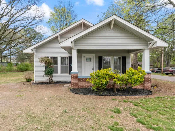 713 N West St, Morrilton, AR 72110