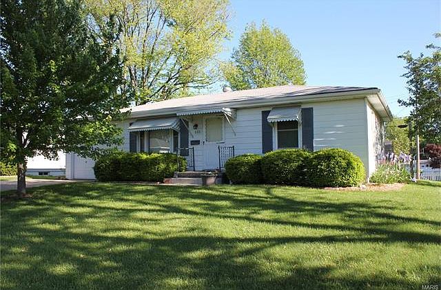 1st image of 515 Montclaire Ave