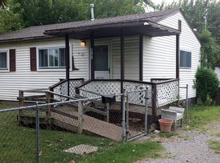 2704 N Maplewood Ave, Tulsa, OK 74115