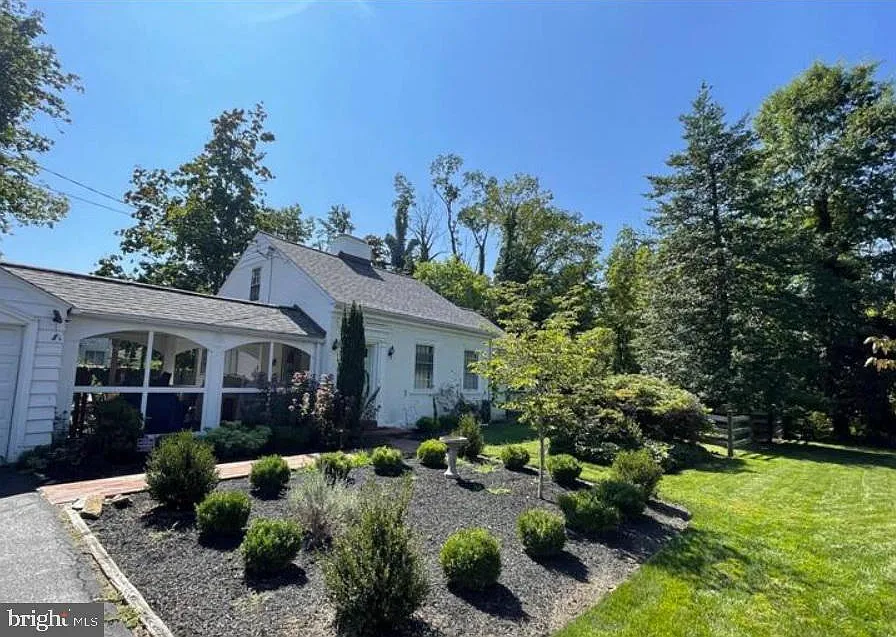2 bed, 2.0 bath, 1500 sqft, $3,500 — Photo 1