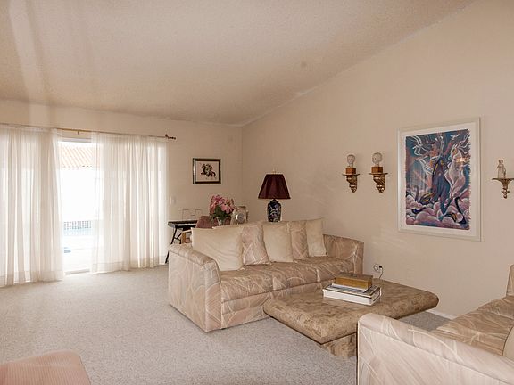 5th image of 243 Eagleview Pl