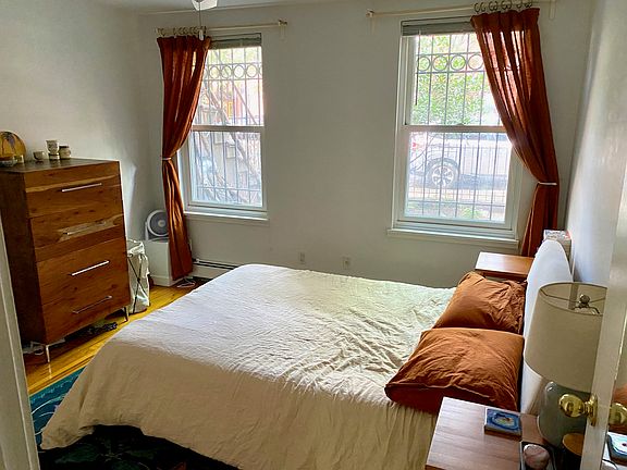 4th image of 30 Saint Marks Ave Floor 1
