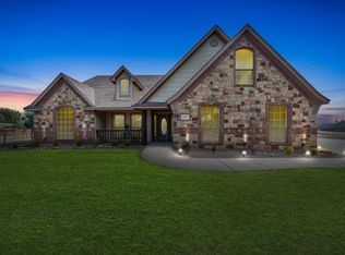 633 Morrow Rd, Springtown, TX 76082