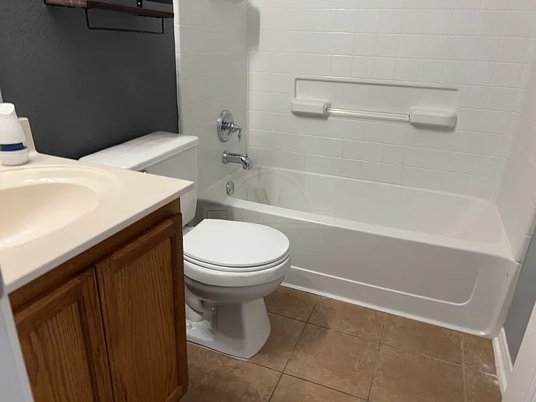 3304 Catalina Dr — Photo 15