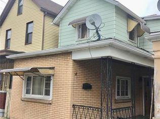 734 Fallowfield Ave, Charleroi, PA 15022