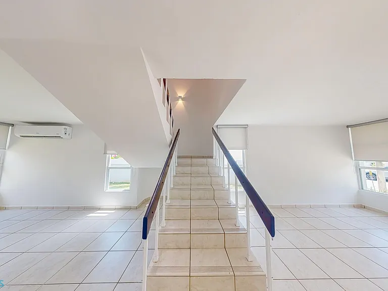 361 Paseo — Photo 16