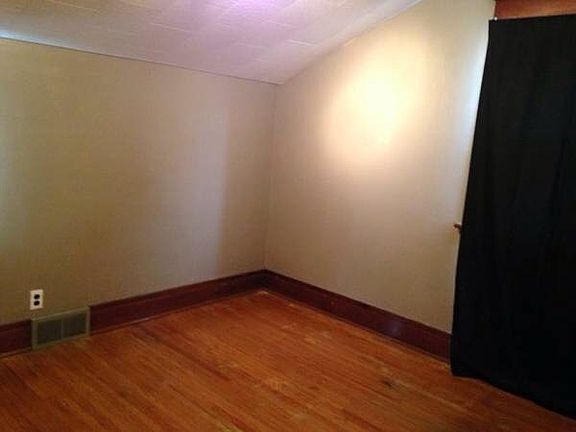 4th image of 1037 Tifft St