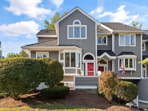 1200 Salem St APT 149, Lynnfield, MA 01940