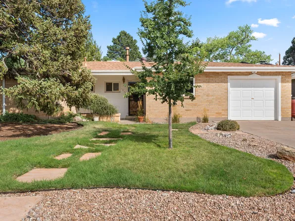 1830 Morningside Dr NE, Albuquerque, NM 87110