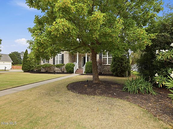 4th image of 416 Edenton Court
