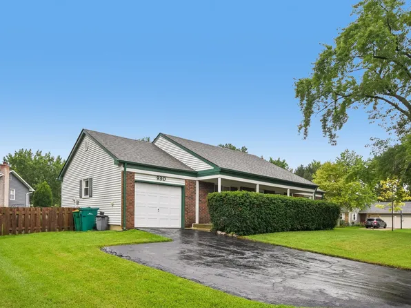 930 Dorncliff Ln, Buffalo Grove, IL 60089