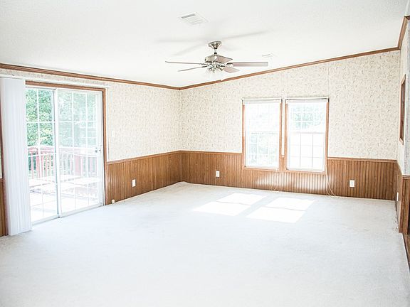 2nd image of 111 Grand Oaks Dr