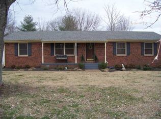 412 Morningside Dr, Chapel Hill, TN 37034