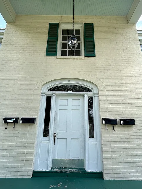 2 bed, $900 — Photo 2