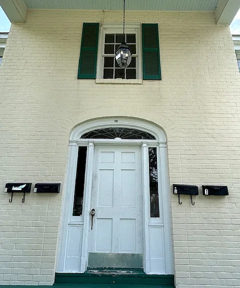 812 10th St N #4 — Photo 2
