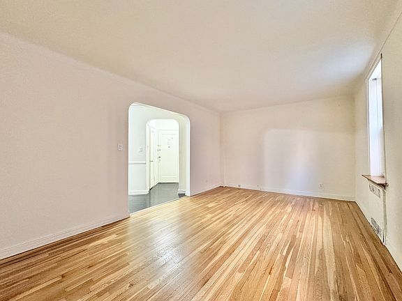 5th image of 118-11 84th Ave #2L