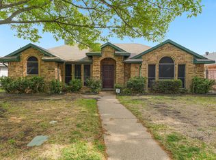 2600 Waterloo Ln, Mesquite, TX 75181