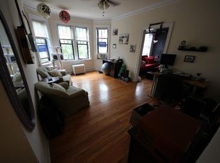 2348 W Addison St APT 2C, Chicago, IL 60618