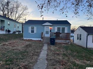 3918 N 36th St, Omaha, NE 68111