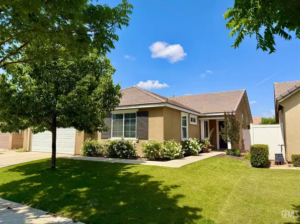 14616 Yellow Lupine Dr, Bakersfield, CA 93314