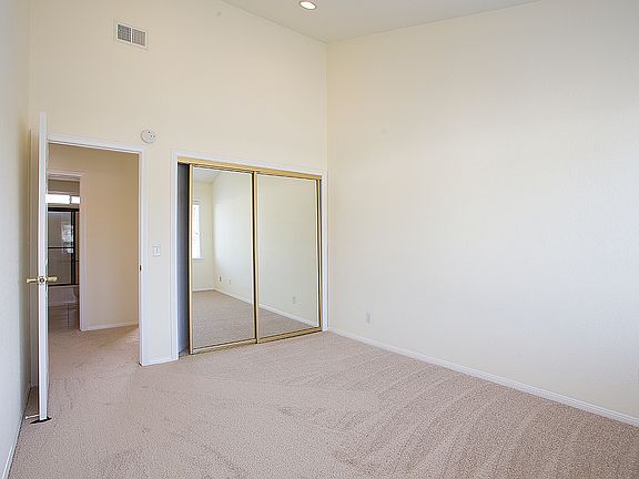 5th image of 1420 12th St APT 3
