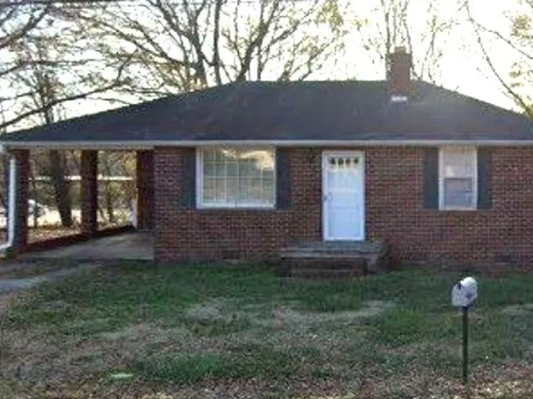 1220 E Main St, Duncan, SC 29334