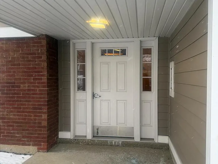 327 Wildberry Ct #D2 — Photo 2