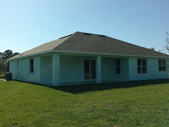 2nd image of 527 SW Columbus Dr